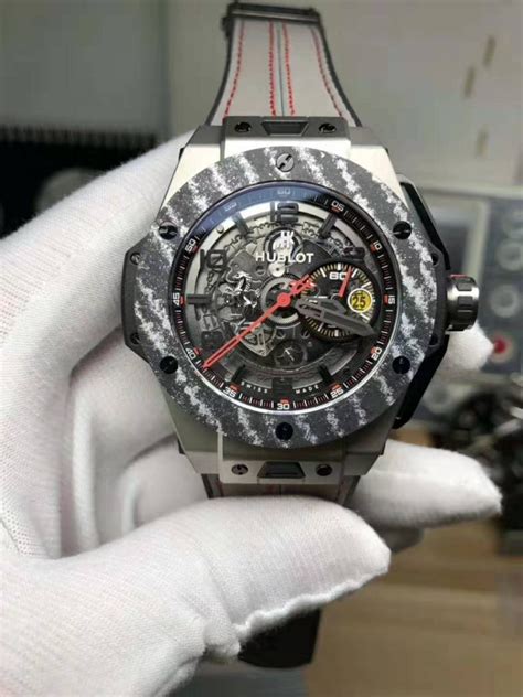 replica hublot big bang carbon v6 vs v7